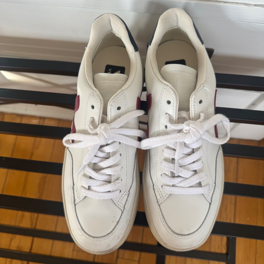 Veja V-12 Mesh Sneakers with Navy and Red - Picture 5 of 6